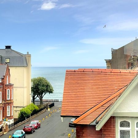 Apartment Victoria With Free Parking スカーバラ エクステリア 写真