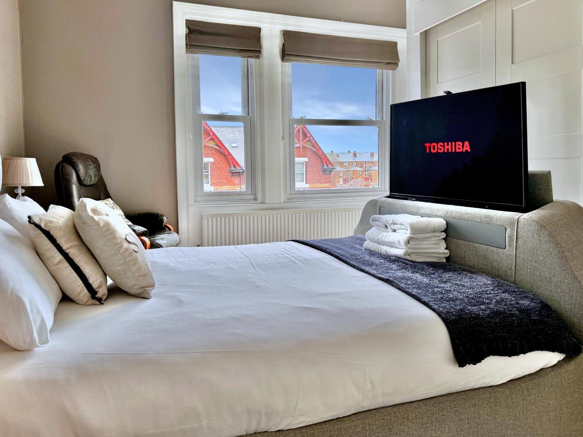 Apartment Victoria With Free Parking スカーバラ エクステリア 写真