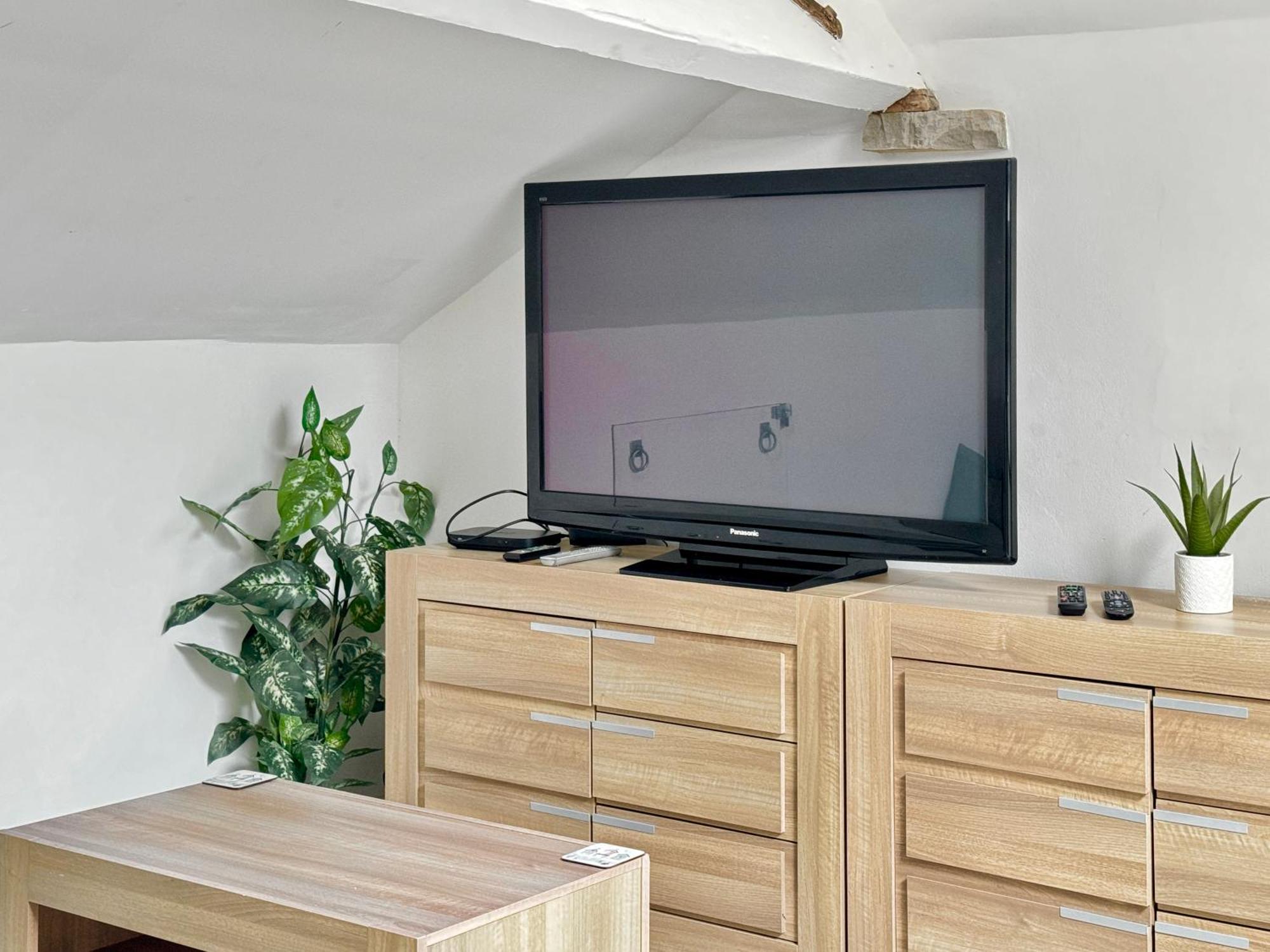 Apartment Victoria With Free Parking スカーバラ エクステリア 写真