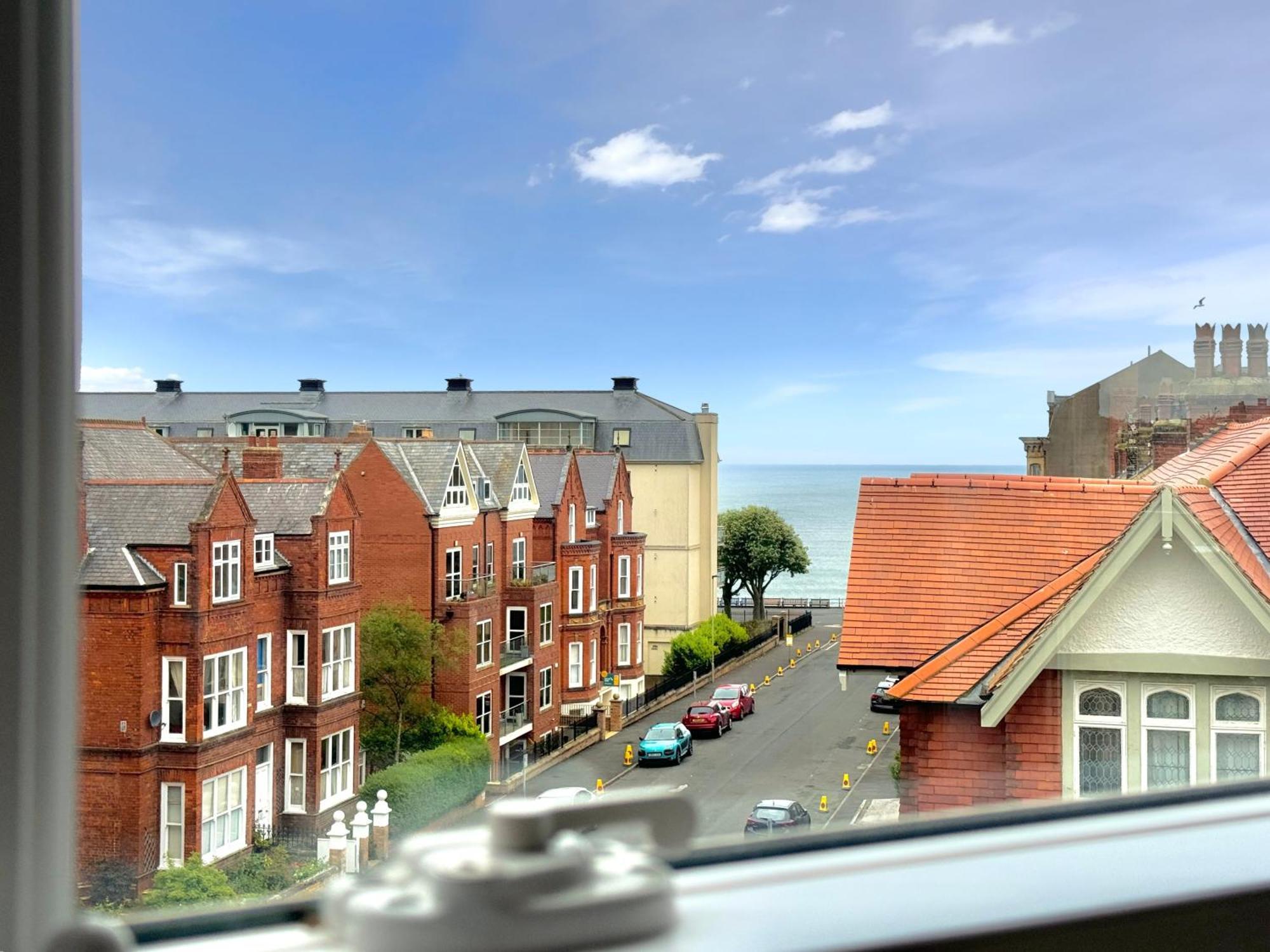 Apartment Victoria With Free Parking スカーバラ エクステリア 写真